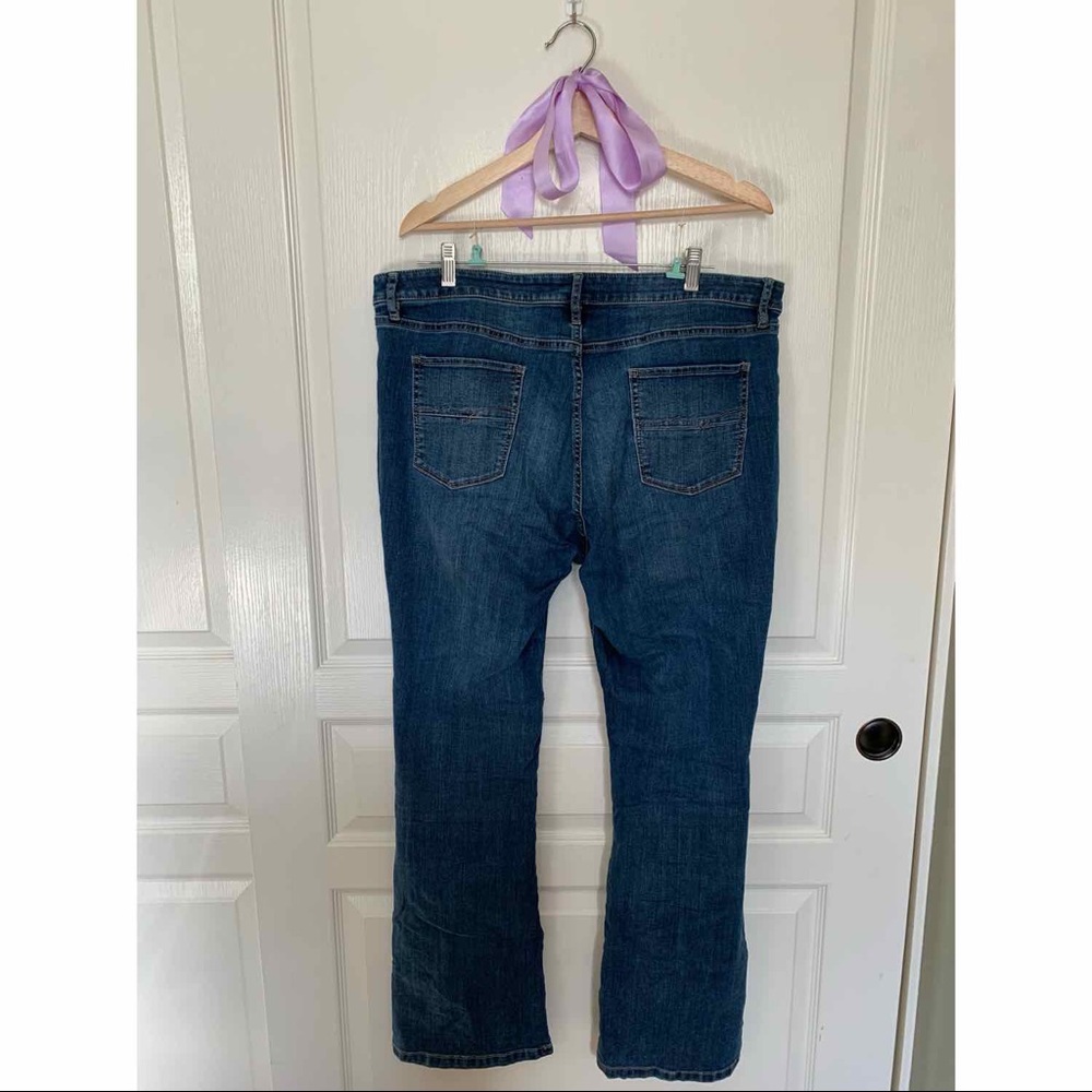New York and company curvy bootcut jeans